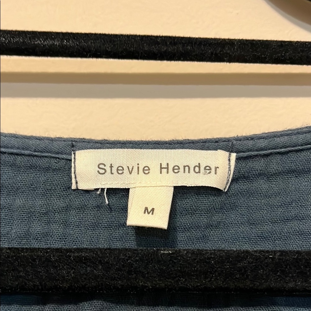 Stevie Hender Blue and White Asymmetrical Short Sleeve Tee Size Medium - Picture 3 of 6